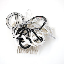 Load image into Gallery viewer, black&white mizuhiki head comb accessory, silver metal hair comb