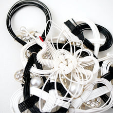 Load image into Gallery viewer, black&white mizuhiki hair styling accessory, silver metal hair comb