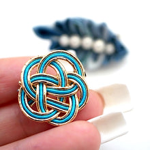 Load image into Gallery viewer, 2pcs blue brooch, Japanese traditional handcraft, handmade