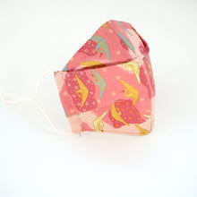 Load image into Gallery viewer, 3Layers Face mask "pink" in crane with pink ear cord