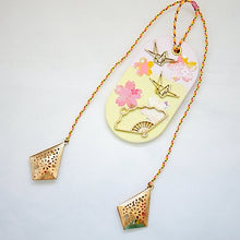 Load image into Gallery viewer, pink&yellow stone diffuser, oval ceramic aroma, hanging type