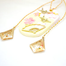 Load image into Gallery viewer, pink&yellow stone diffuser, oval ceramic aroma, hanging type