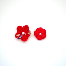 Load image into Gallery viewer, 2pcs Red brooches, accessory, Japan Handmade, fashion accessories