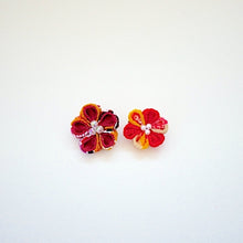 Load image into Gallery viewer, 2pcs flower brooches, accessory, Japan Handmade, fashion accessories