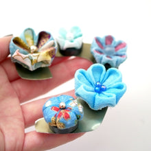 Load image into Gallery viewer, 5pcs flower Refrigerator Magnets, Creative Refrigerator Magnet