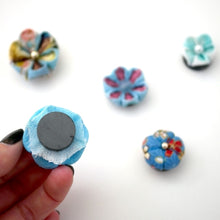 Load image into Gallery viewer, 5pcs flower Refrigerator Magnets, Creative Refrigerator Magnet