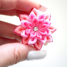 Load image into Gallery viewer, pink flower brooch, Japanese traditional handcraft, handmade
