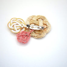 Load image into Gallery viewer, three flowers brooch, Japanese traditional handcraft, handmade