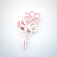 将图片加载到图库查看器，pink&amp;white flower brooch, Japanese traditional handcraft, handmade