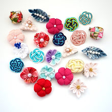 Cargar imagen en el visor de la galería, 2pcs sky blue brooch, Japanese traditional handcraft, handmade