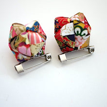 Load image into Gallery viewer, 2pcs modular origami brooch, Japanese traditional handcraft, handmade