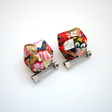 Load image into Gallery viewer, 2pcs modular origami brooch, Japanese traditional handcraft, handmade