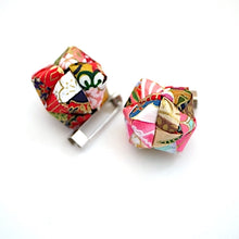 Load image into Gallery viewer, 2pcs modular origami brooch, Japanese traditional handcraft, handmade