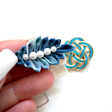 Load image into Gallery viewer, 2pcs blue brooch, Japanese traditional handcraft, handmade