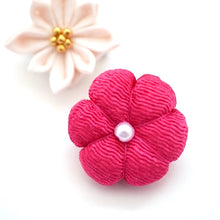 Load image into Gallery viewer, 2pcs pink brooch, Japanese traditional handcraft, handmade