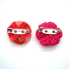 Load image into Gallery viewer, 2pcs deep pink brooch, Japanese traditional handcraft, handmade