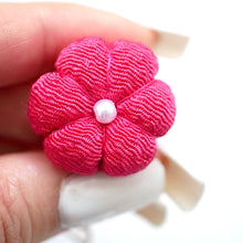 Load image into Gallery viewer, 2pcs deep pink brooch, Japanese traditional handcraft, handmade