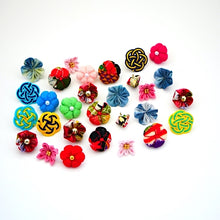 Load image into Gallery viewer, blue hydrangea lapel pin 2pcs, Japanese traditional crepe work