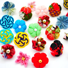 Load image into Gallery viewer, pink&amp;pink flowers lapel pin 2pcs, Japanese traditional crepe work