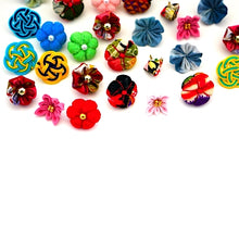 Load image into Gallery viewer, red flowers lapel pin 2pcs, Japanese traditional crepe work