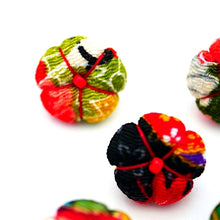 Load image into Gallery viewer, lapel pin 5pcs, Japanese traditional crepe work