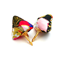 Load image into Gallery viewer, lapel pin 2pcs, Japanese traditional paper work