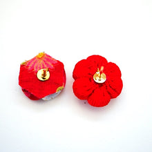 Load image into Gallery viewer, red flowers lapel pin 2pcs, Japanese traditional crepe work