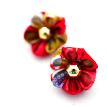 Load image into Gallery viewer, red flowers lapel pin 2pcs, Japanese traditional crepe work