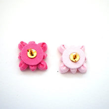 Load image into Gallery viewer, pink&amp;pink flowers lapel pin 2pcs, Japanese traditional crepe work