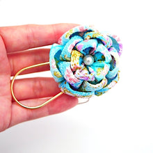 Load image into Gallery viewer, sky blue flower kilt pin, scarf fastener, brooch pin, scarf tie