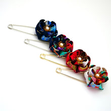 Load image into Gallery viewer, red flower kilt pin, scarf fastener, brooch pin, scarf clip,shawl pin brooch