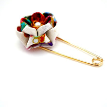 Load image into Gallery viewer, white&amp;mix color flower kilt pin, scarf fastener, brooch pin, scarf clip