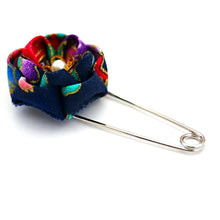 Load image into Gallery viewer, blue&amp;mix color flower kilt pin, shawl pin brooch, scarf clip, scarf stopper, brooch pin