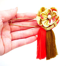 Load image into Gallery viewer, yellow flower&amp;tassel kilt pin, scarf fastener, brooch pin, Japanese handcraft