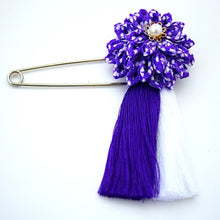 Load image into Gallery viewer, purple flower&amp;tassel kilt pin, scarf fastener, brooch pin, Japan handmade