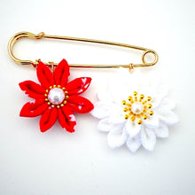 Load image into Gallery viewer, red&amp;white flower kilt pin, scarf fastener, brooch pin, scarf clip
