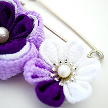 Load image into Gallery viewer, purple flower kilt pin, shawl pin brooch, scarf clip, brooch pin, Japan
