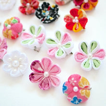 Cargar imagen en el visor de la galería, 2pcs flower brooches, accessory, Japan Handmade, fashion accessories