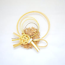 Load image into Gallery viewer, mizuhiki brooch pin, gold metal brooch accessory