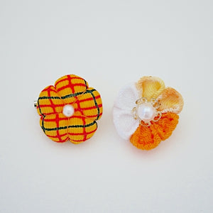 2pcs Tsumami-zaiku brooches, accessory, Japan Handmade