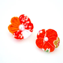 Load image into Gallery viewer, 2pcs flower brooches, accessory, Japan Handmade, fashion items