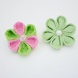 2pcs green and pink flower brooches, accessory, Japan Handmade, fashion items