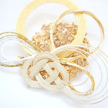 Load image into Gallery viewer, brooch, gold metal accessory, mizuhiki, japanese brooch