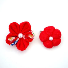 Load image into Gallery viewer, 2pcs Red brooches, accessory, Japan Handmade, fashion accessories