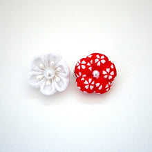 Load image into Gallery viewer, 2pcs brooches, accessory, Japan Handmade, fashion accessories