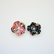 Load image into Gallery viewer, 2pcs flower brooches, accessory, Japan Handmade, fashion accessories