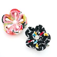 Load image into Gallery viewer, 2pcs flower brooches, accessory, Japan Handmade, fashion accessories