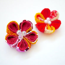 Load image into Gallery viewer, 2pcs flower brooches, accessory, Japan Handmade, fashion accessories