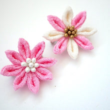 Load image into Gallery viewer, 2pcs Flower Brooches, Accessory, Handmade, Jewelry