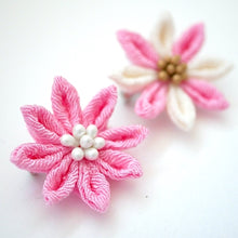 Load image into Gallery viewer, 2pcs Flower Brooches, Accessory, Handmade, Jewelry